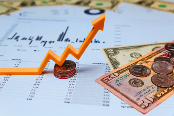 infographic of blog income streams